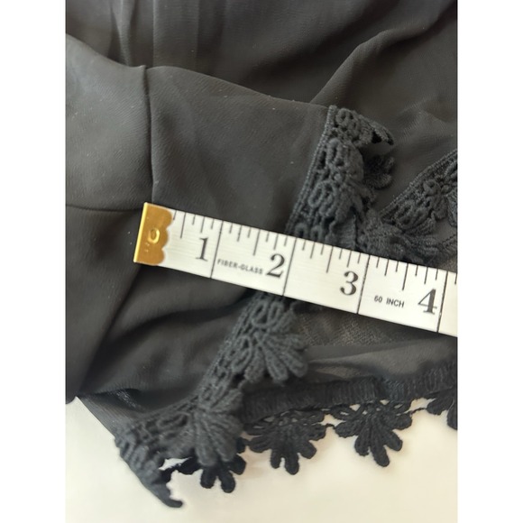 ASTR Romper Womens Black Crochet Shorts Sheer Long Sleeve Gothic Cóctel Festival - Picture 8 of 9